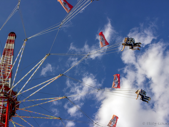 In die Wolken fliegen