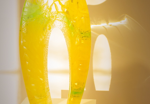 Gelbe Glasskulptur