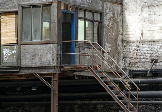 Treppe mit Absprung