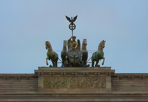 Die Quadriga auf dem Brandenburger Tor koloriert