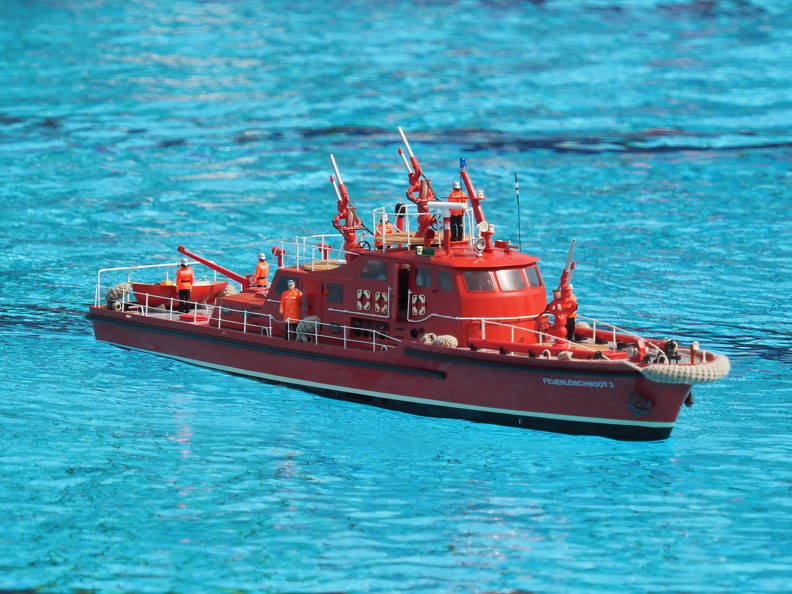 Feuerlöschboot 2 - Feuerlöschboot 2.JPG Feuerlöschboot 2.JPG