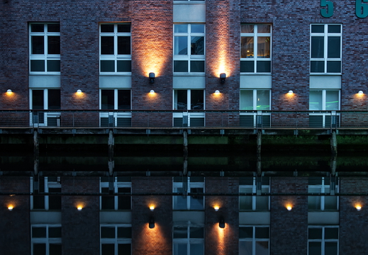 Bild 04  Harburger Binnenhafen, westlicher Bahnhofskanal