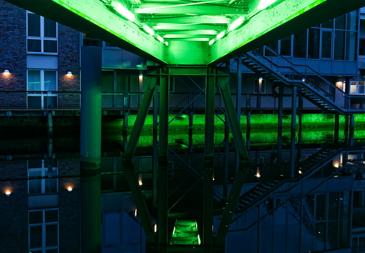 Bild 06  Harburger Binnenhafen, westlicher Bahnhofskanal